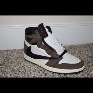 Travis Scott Jordan 1